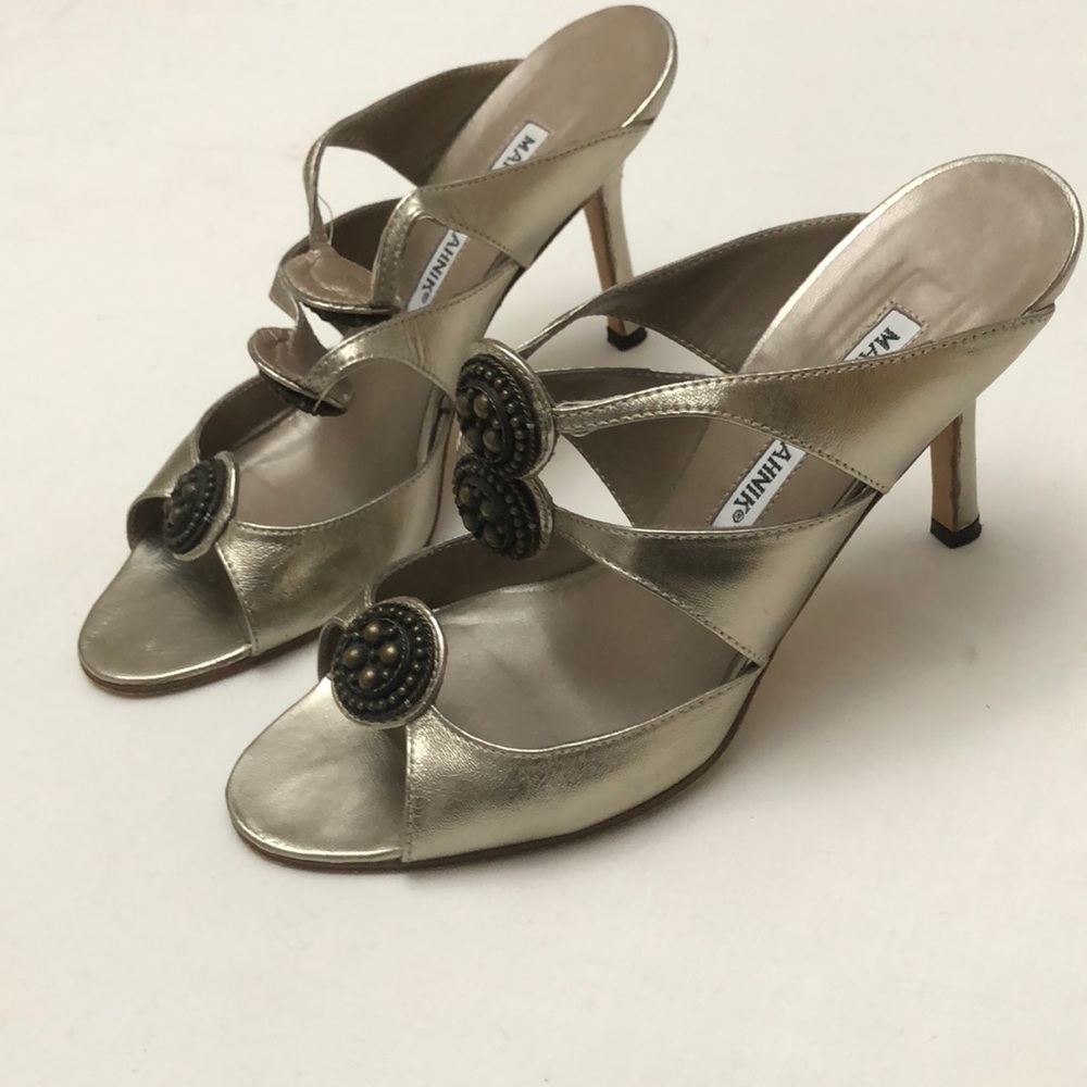 MANOLO BLAHNIK Sz 36 Metallic Slip-on Pumps